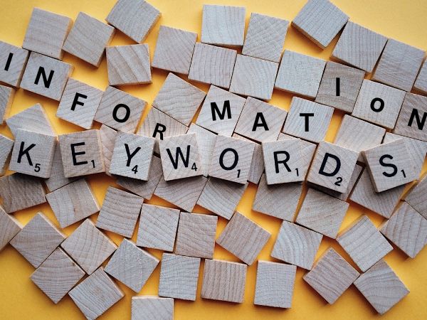 types of keywords in SEO